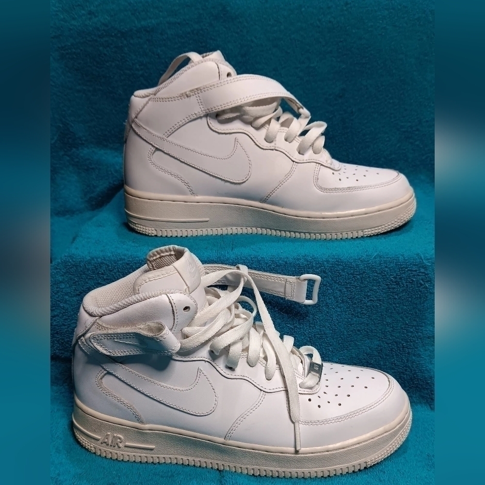 NIKE AIR FORCE 1   314195-113 Sneakers  Size 7 Y Classic 2015 White Out